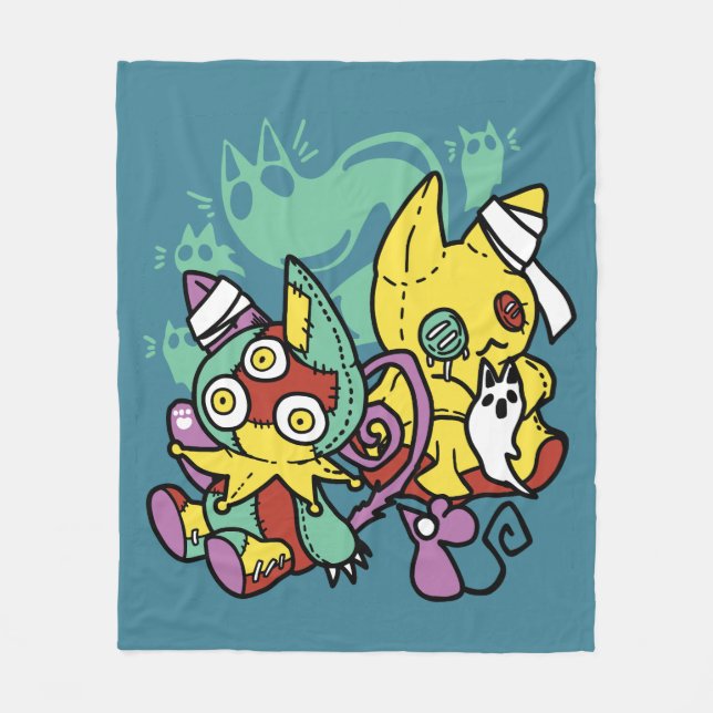 Paw-sitively Frightful | Monstrous Cats Halloween  Fleecedecke (Vorderseite)