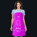 PEACE Hot Pink | Shalom Hebrew | ש ל ו ם | Schrift Schürze<br><div class="desc">Einfache, elegante, heiß rosa Schürze mit dem Wort PEACE in Hebräisch geschrieben, plus Platzhalter-Schrift Vers. Der gesamte Text ist KUNDENBAR, sodass Sie ihn personalisieren können, indem Sie z.B. die Schrift durch Ihren Namen oder Ihre Lieblingsnachricht ersetzen. Oben befindet sich ein KUNDENBEWEGLICHES MONOGRAMM, das Sie durch Ihr eigenes ersetzen können. Ideal...</div>