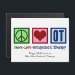 Peace Liebe Berufstherapie Custom Magnet Card<br><div class="desc">Eine niedliche Berufs-Therapeutin WeihnachtsMagnetkarte mit einem grünen Friedenszeichen, rotem Herz und blauem OT auf einem blauen Magneten. Die Arbeitstherapie ist ein so wichtiger Beruf. Es hilft Erwachsenen und Kindern bei der sensorischen Therapie.</div>