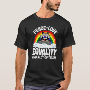 Peace Liebe & Equality Raccoon Gay Pride Rainbow A T-Shirt