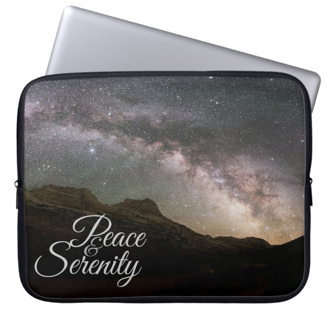 Peace & Serenity Mountain Night Sky Laptopschutzhülle (Vorderseite)