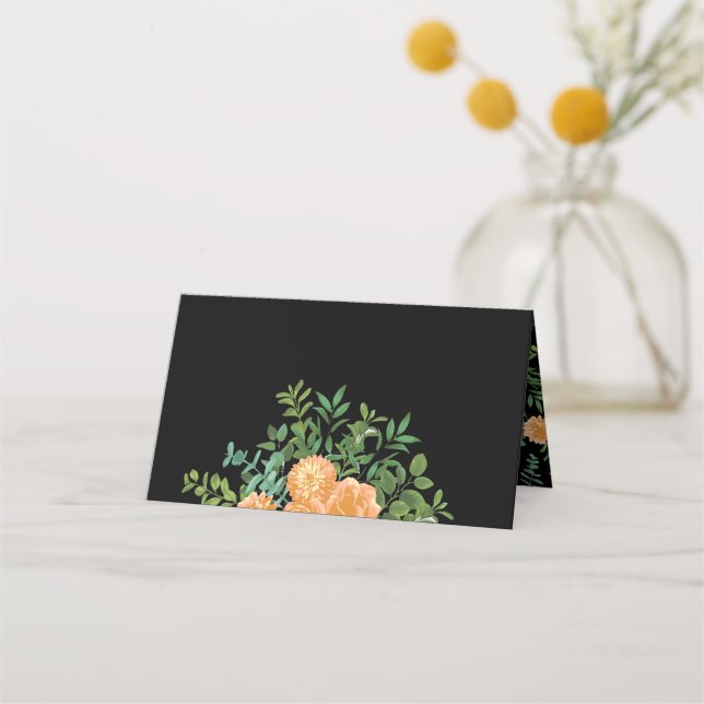 Peach Black Peony & Rose Floral Wedding Platzkarte (Vorderseite)