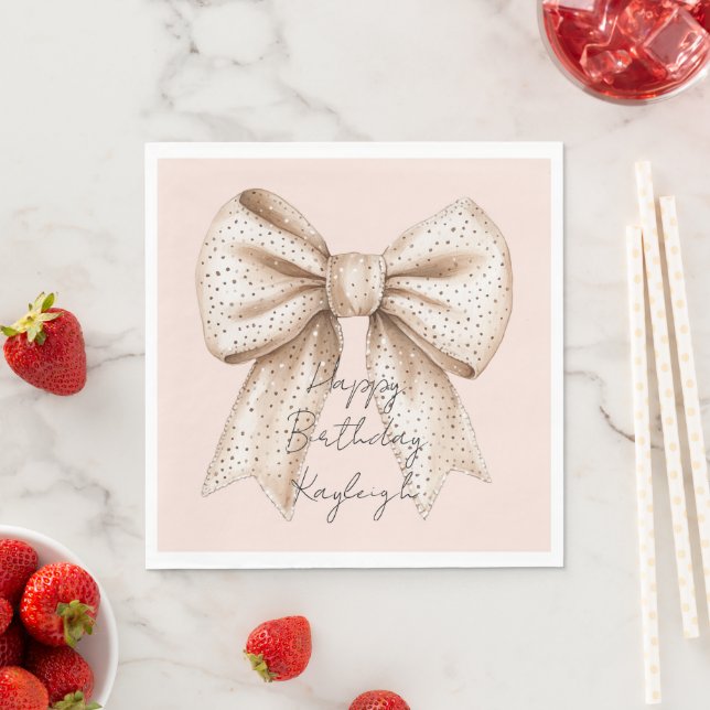 Peach Cream Bow Birthday Serviette (Beispiel)