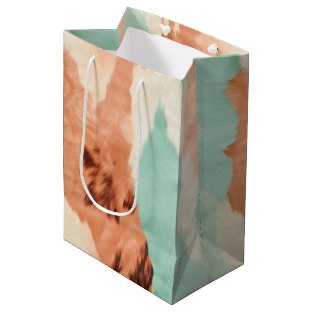 Peach Cream Mint Cowgirl Cowhide Mittlere Geschenktüte (Vorderseite Schrägansicht)