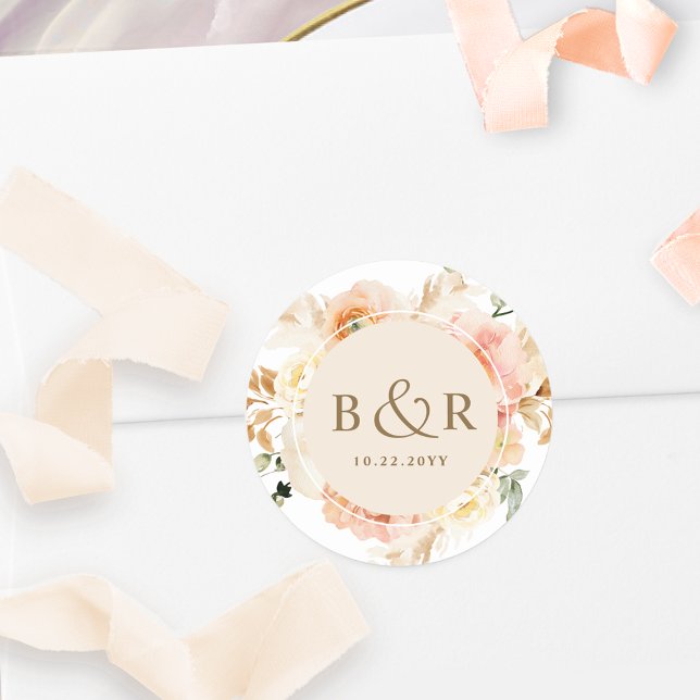 Peach Cream Yellow Floral Wedding Envelope / Gefal Runder Aufkleber (Von Creator hochgeladen)