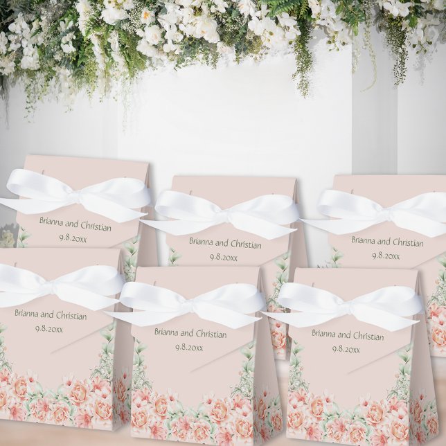 Peach Creme and Sage Green Romantic Floral Garden Geschenkschachtel (Von Creator hochgeladen)