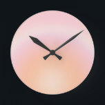 Peach Fuzz Gradient Runde Wanduhr<br><div class="desc">Gradientdesign - Aura-Effekt - Pfirsichfüßigkeit.</div>