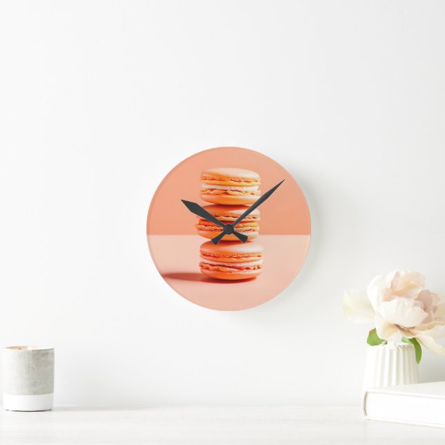 Peach Fuzz, Macaroons, Runde Wanduhr (Zuhause)