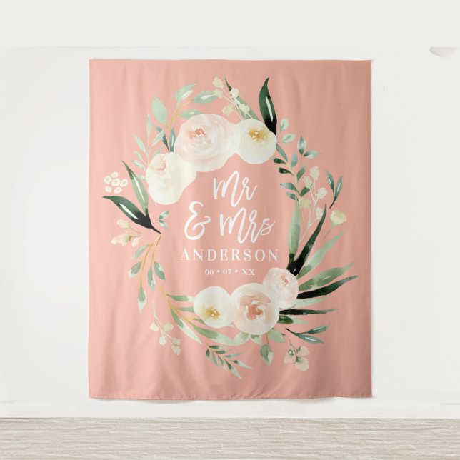 Peach + grün Mr. & Mrs. Aquarell Blumenhochzeit Wandteppich (Vorderseite)