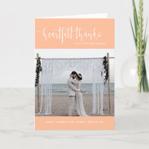 Peach Minimalistisch Script Wedding Foto geklappt Dankeskarte