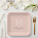 Peach Name and Initial Monogram Paper Tellers Pappteller<br><div class="desc">Eleganter Name und Initial Monogram Junggeselinnen-Abschied, Geburtstagsparty oder ein beliebiges Party, das mit Ihrem Anfangs- und Vornamen angepasst werden kann. Die Hintergrundfarbe kann auch beliebig angepasst werden. Klicken Sie einfach auf die Schaltfläche Weitere Einstellungen anpassen, um die Farben zu ändern</div>