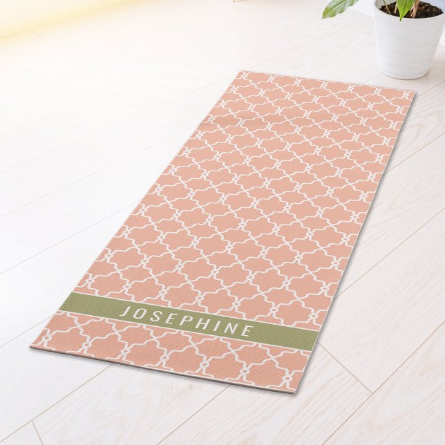 Peach Pink And Olive Green Trellis Pattern Yogamatte (Von Creator hochgeladen)