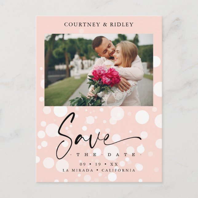 Peach Polka Dot Custom Foto Couple Wedding Postkarte (Vorderseite)