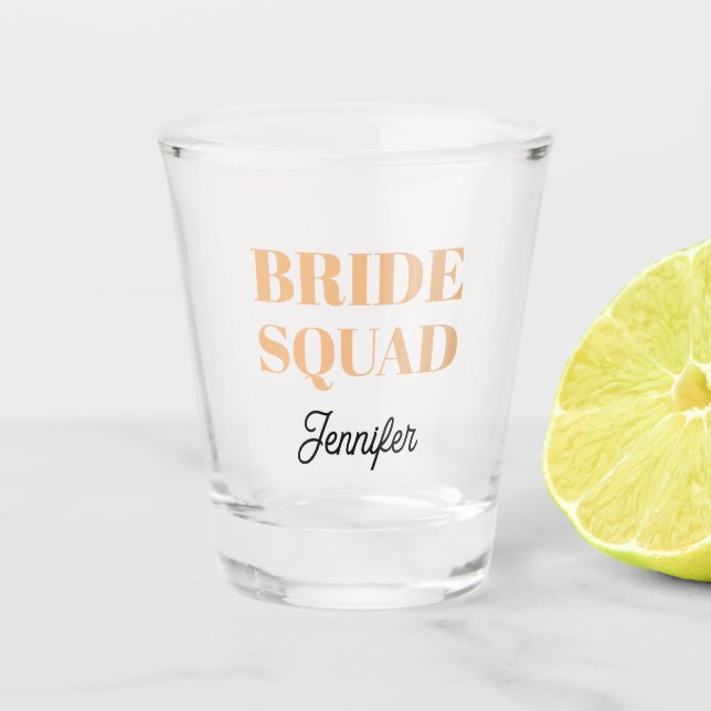 Peach Wedding Bride Squad Personalized Schnapsglas (Vorderseite)