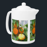 PEACHES<br><div class="desc">Eine hübsche künstlerische Wasserfarbe von Pfirsichen, die auf dem Baum wachsen.</div>