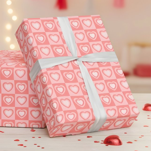 Peachy Pink Retro Hearts Valentine Gift Geschenkpapier (Von Creator hochgeladen)