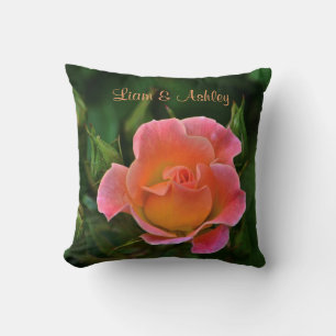 Peachy Pink Wedding Rose Kissen