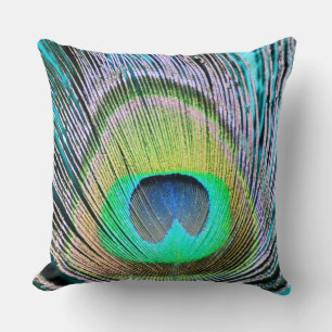 Peacock Feather auf Türkis Kissen