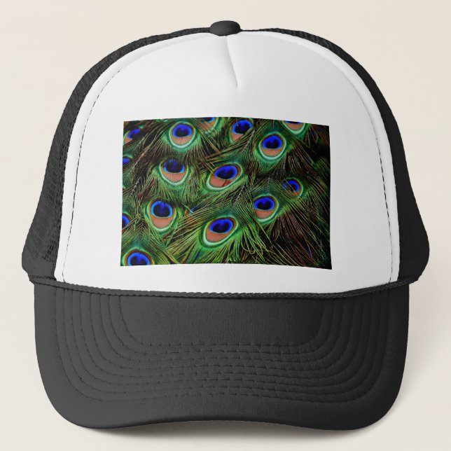 Peacock Feathers Truckerkappe (Vorderseite)