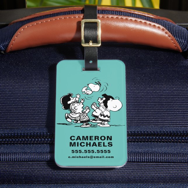Peanuts Gang Lifting Snoopy Gepäckanhänger (Vorderseite Insitu 2)