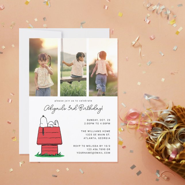 Peanuts Snoopy Dog House Birthday Foto Einladung (Invitation on table)