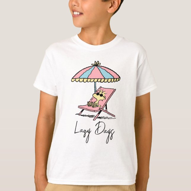 PEANUTS | Waldbestand Entspannen am Strand T-Shirt (Vorderseite)