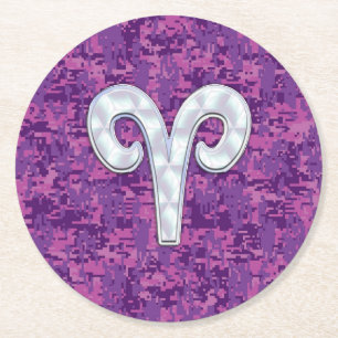 Pearl Aries Zodiac Sign auf Pink Digital Camouflag Runder Pappuntersetzer