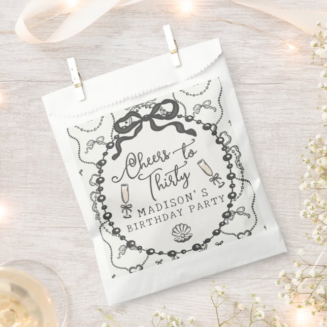 Pearls & Prosecco Black Coquette Bow Geburtstag Geschenktütchen (Ausgeschnitten)