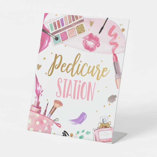 Pedication Station Wellness-Center Party Makeup Gl Sockelschild (Vorderseite)