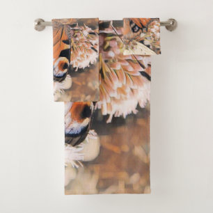 Peinture d'un papillon orange sur bain de fleurs à