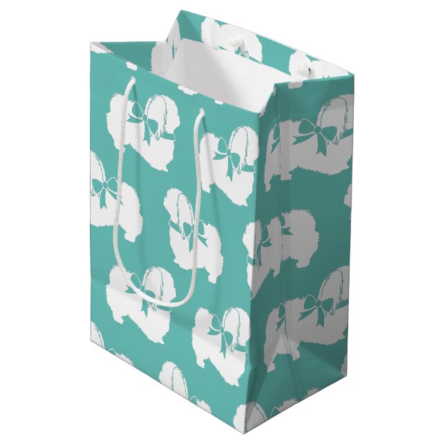 Pekingese Doppy Puppy Mittlere Geschenktüte (Vorderseite Schrägansicht)