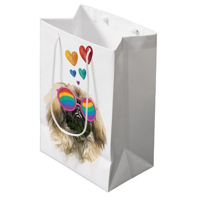 Pekingese Hund mit Herz Valentinstag Mittlere Geschenktüte (Vorderseite Schrägansicht)
