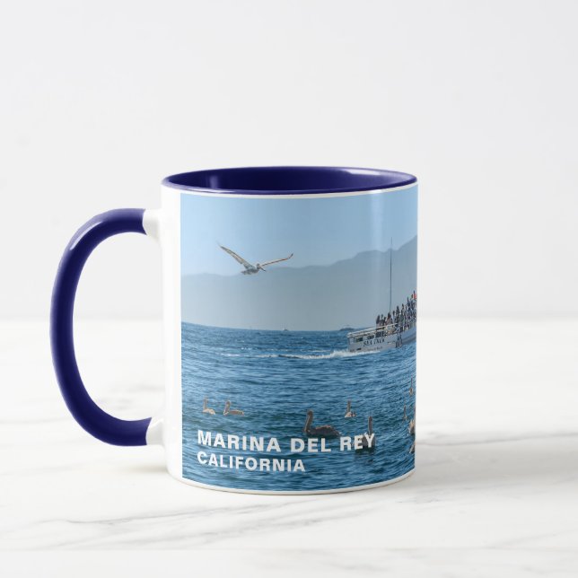 Pelikans Basking - Marina Del Rey, CA Tasse (Links)