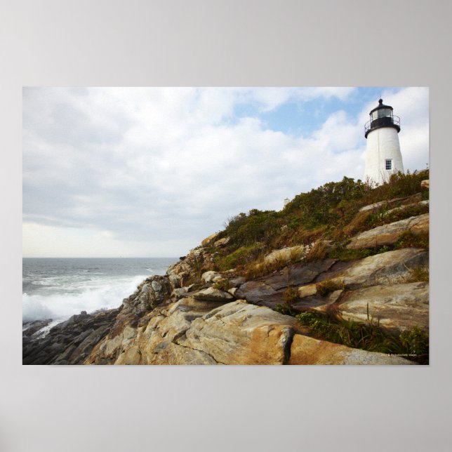 Pemaquid Point Leuchtturm auf einer Felshälfte Poster (Vorne)