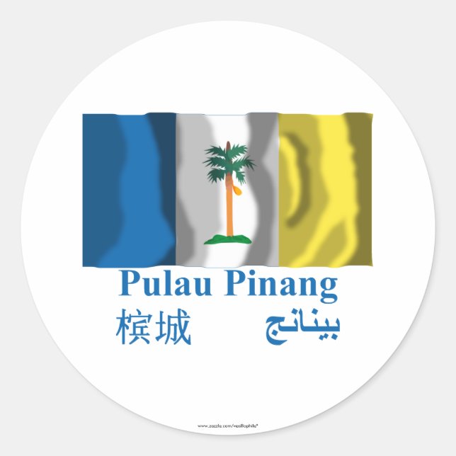 Penang schwenkende Flagge mit Namen Runder Aufkleber (Vorderseite)