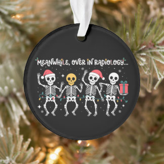 Pendant ce temps à la radiologie squelette de Noël