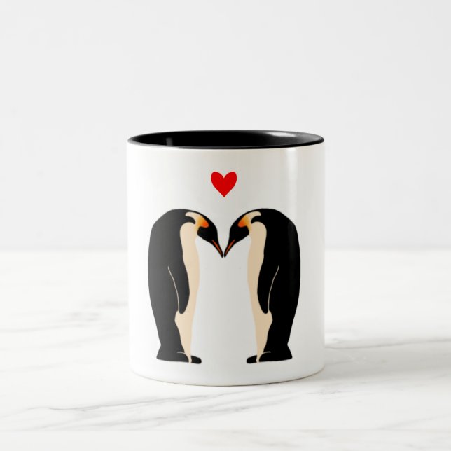 Penguin-Liebe-Tasse Zweifarbige Tasse (Mittel)