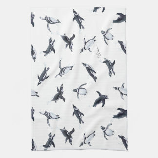 Penguin Squadron | Ocean Art Design Geschirrtuch