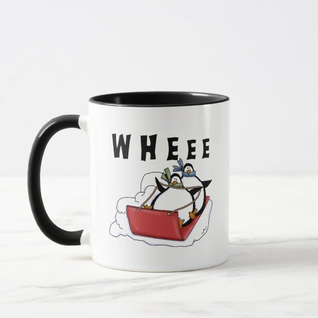 Penguins Rodeln Tshirts und Geschenke Tasse (Links)