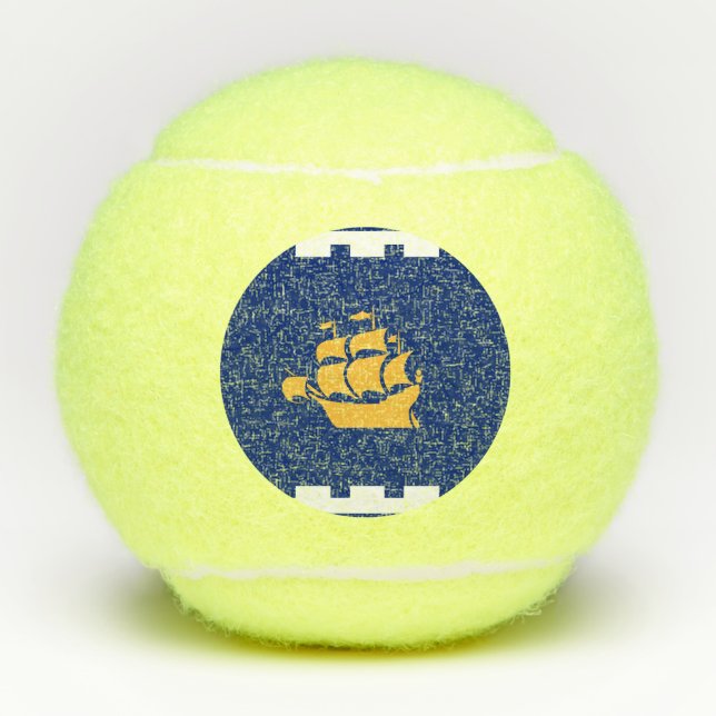 Penn tennis ball with flag of Quebec City (Vorderseite)