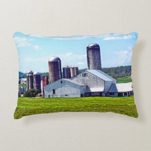 Pennsylvania-Farm mit Silos Dekokissen
