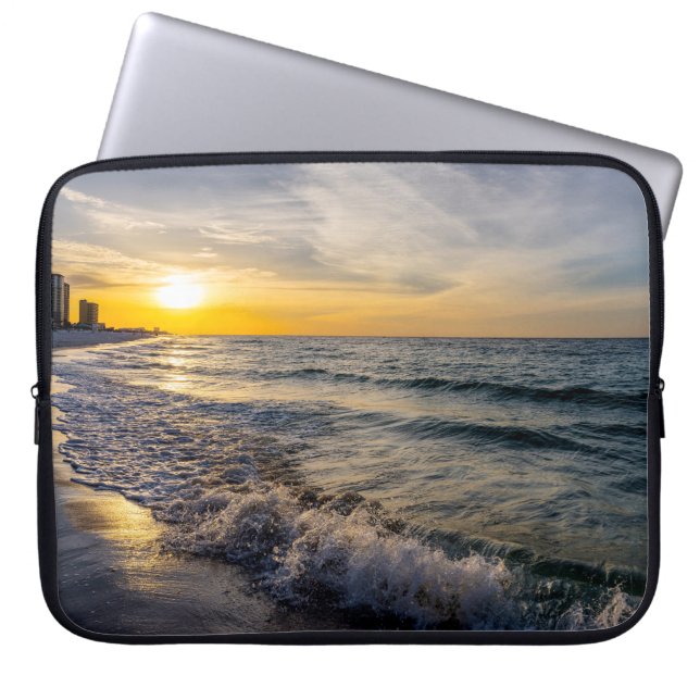 Pensacola Splashing Waves Sunrise Laptop Case (Vorderseite)