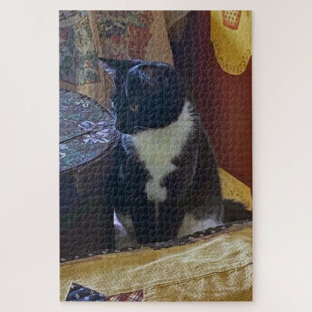 Pensé Tuxedo Cat Jigsaw Puzzle (Vertical)