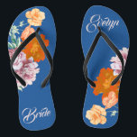 Peony Floral Something Blue Wedding Flip Flops<br><div class="desc">Dieses personalisierte und elegante Flip-Flops-Paar zeichnet sich durch ein ästhetisches Retro-Muster von wunderschönen Peony-Blume auf blauem Hintergrund aus. Sie sind ein unvergessliches Geschenk für Hochzeitsfeier-Mitglieder: Braut, Brautjungfrauen, Brautmutter, Trauzeugin... Sie fügen Ihrem Hochzeitstag, Junggeselinnen-Abschied oder anderen Feierlichkeiten eine stilvolle Glamour hinzu. Strich Anpassen Sie es mit Ihrer Formulierung durch die Vorlagenfelder....</div>