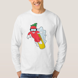 Pepper beim Snowboarden mit Snowboard T-Shirt