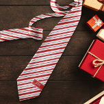 Peppermint Stripe Classic Fun Initialen Weihnachte Krawatte<br><div class="desc">Dieses fröhliche und festliche Design besticht durch handgearbeitete Pfefferminzstreifen in klassischem Rot und Weiß für das gemütliche,  traditionelle Gefühl mit einem Hauch von Lustigkeit. Originelle Kunst von Malissa Melrose. Hinzufügen von Initialen zur Personalisierung.</div>