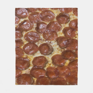 Pepperoni Pizza Fleecedecke