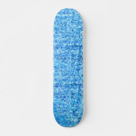 Pequenos entalhes em desenho como à caneta skateboard
