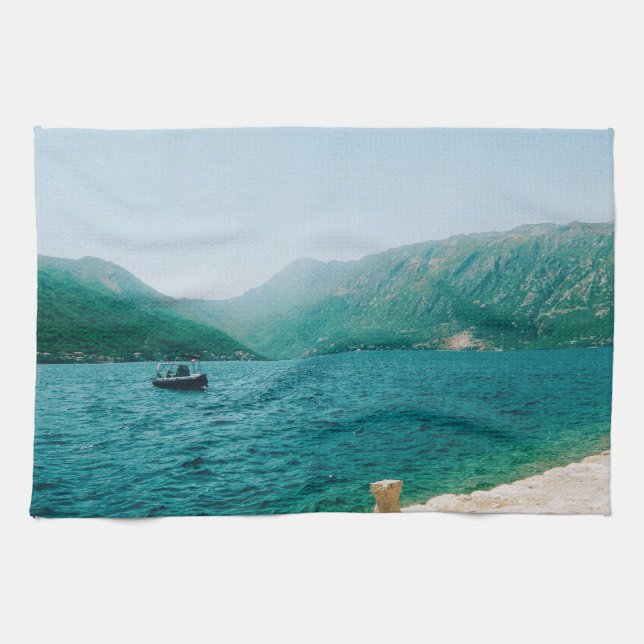Perast - Montenegro Geschirrtuch (Horizontal)