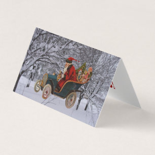Père Noël vintage au volant dans une scène moderne